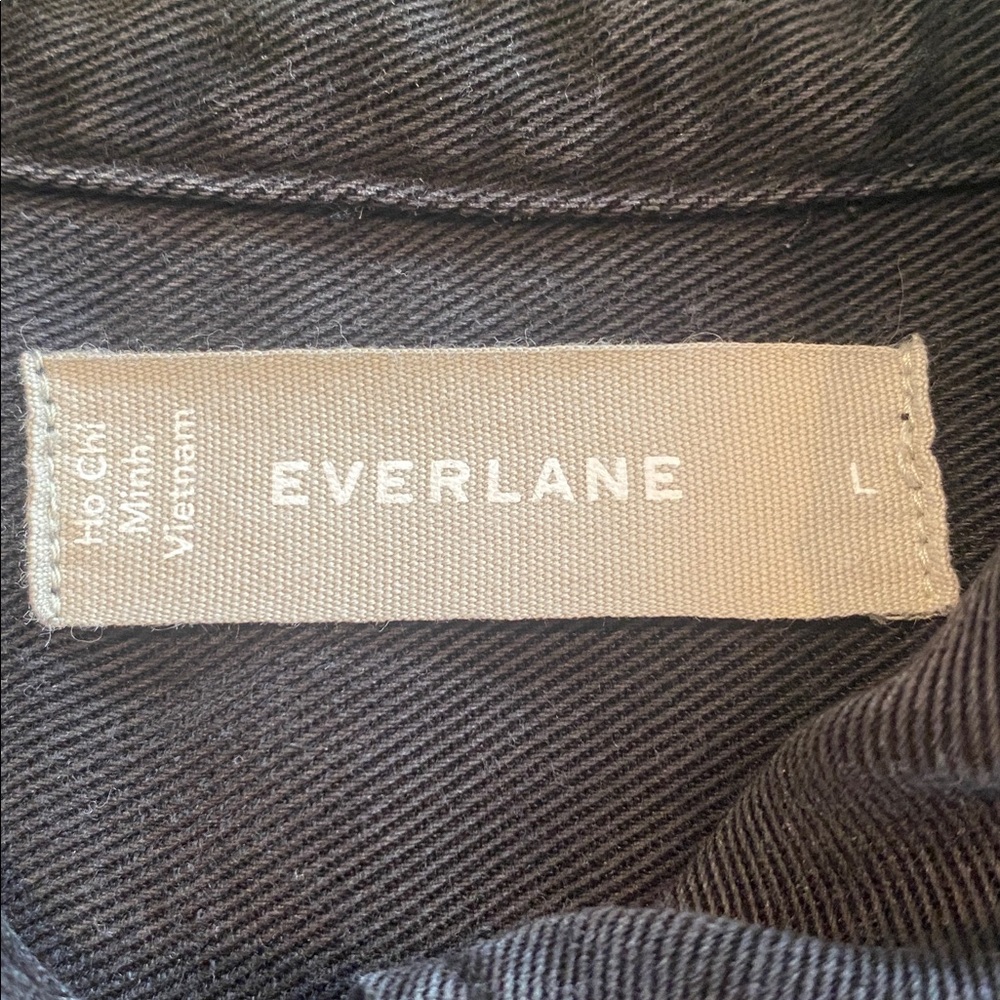 Everlane - TENCEL Boxy Shirt - Black - Picture 5 of 7
